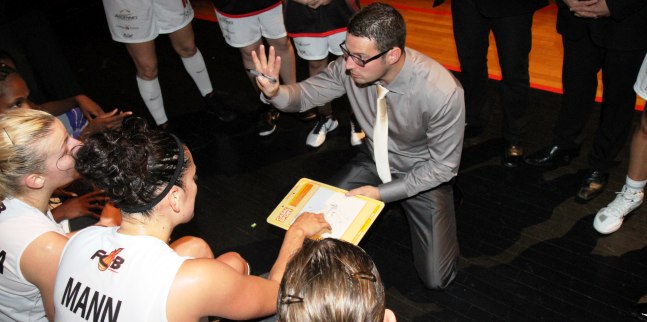 371864_23102010coachbig
